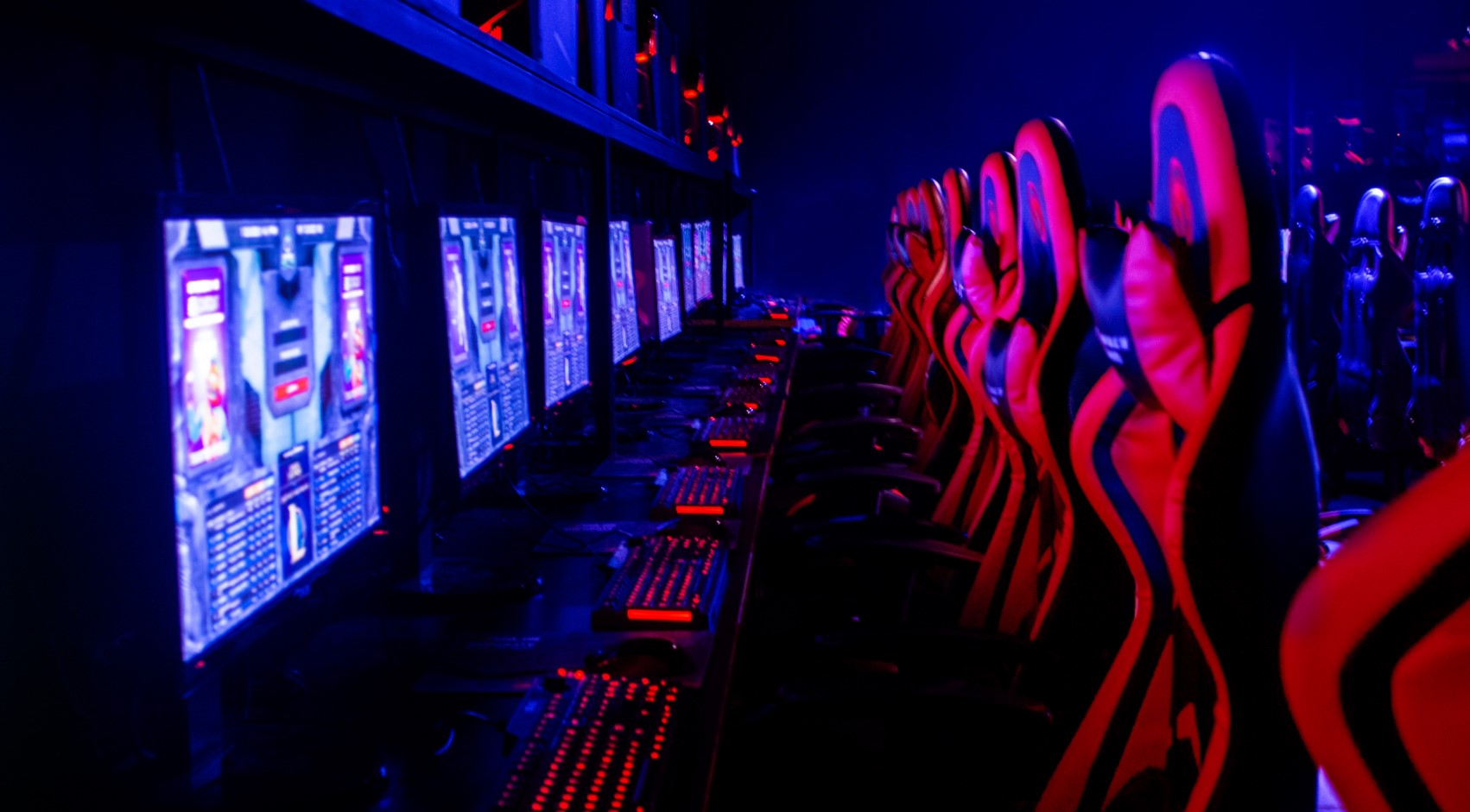 Kolase logo game buatan developer lokal, menunjukkan kemajuan teknologi gaming Indonesia di pasar global