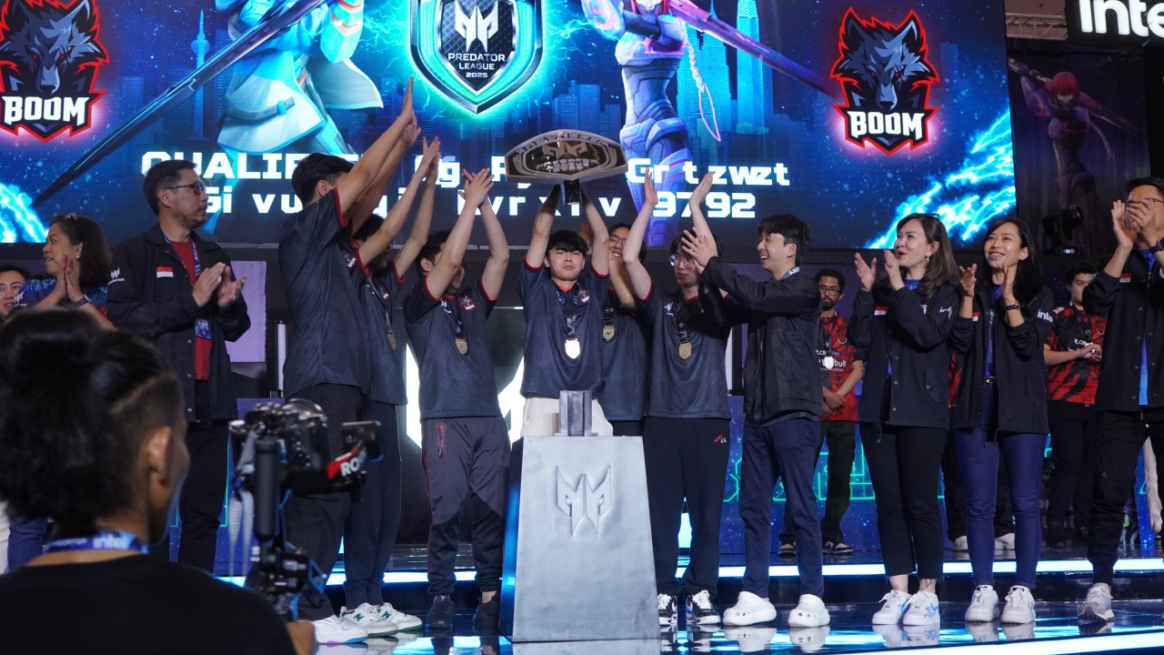 Komunitas e-sport Indonesia mengikuti turnamen gaming kompetitif