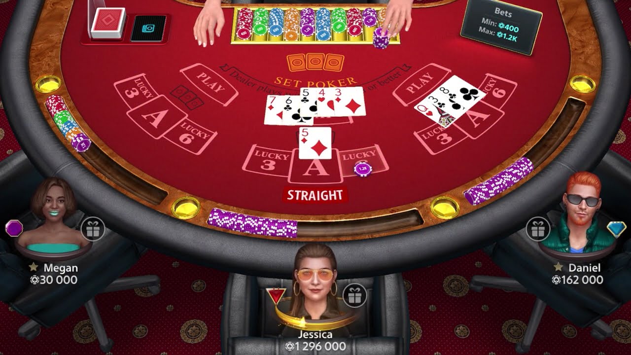 Pemain sedang bermain Texas Hold'em Poker: Pokerist di meja kasino online dengan tampilan grafis realistis