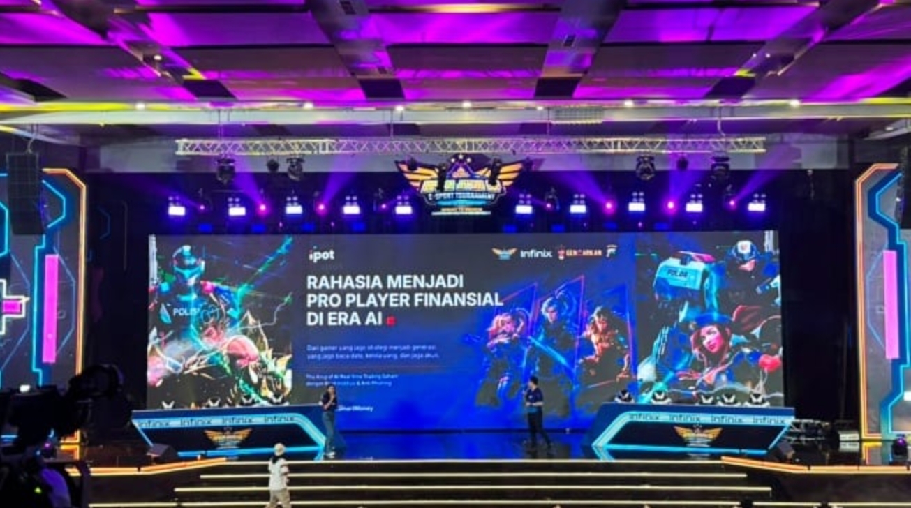 Esports Modern Industri Gaming Kompetitif Global Pemain esports profesional bertanding dalam turnamen modern dengan teknologi gaming canggih dan penonton digital