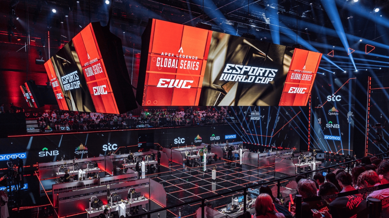 Komunitas E-Sport Indonesia Dalam Dunia Gaming Modern Komunitas E-Sport Indonesia dengan pemain gaming profesional dalam kompetisi online